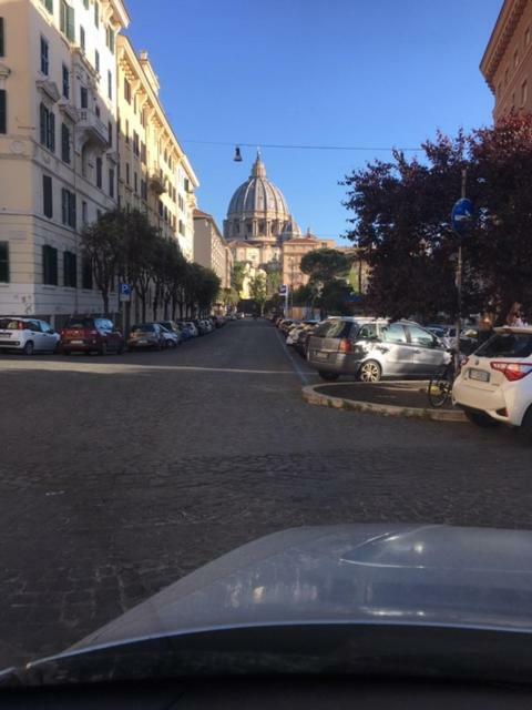 Bed and Breakfast Affreschi A San Pietro à Rome Extérieur photo